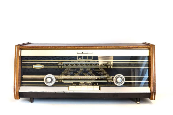 Rádio Vintage Rádio Antigo Isolado Fundo Branco — Fotografia de Stock
