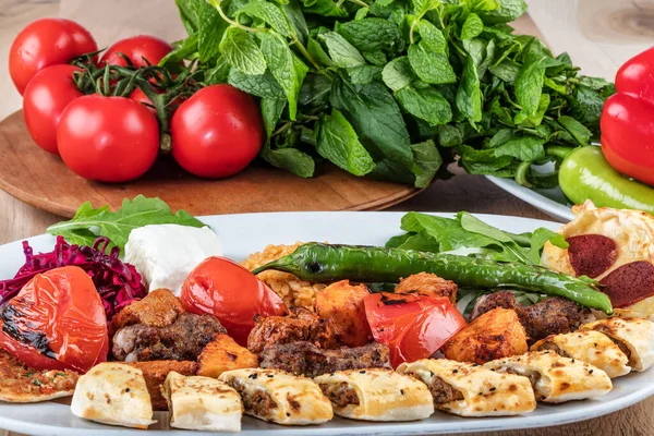 Grilled Vegetables Tomato Basil — Stock Photo, Image