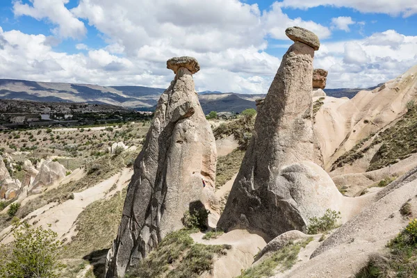 Krásná Krajina Skalních Útvarů Horách Cappadocii Cestování Dobrodružství Dovolená — Stock fotografie