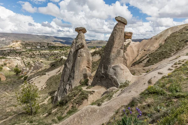 Krásná Krajina Skalních Útvarů Horách Cappadocii Cestování Dobrodružství Dovolená — Stock fotografie