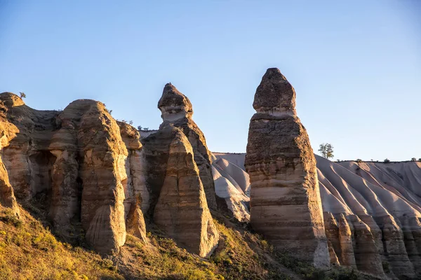 Bela Paisagem Formações Rochosas Nas Montanhas Capadócia Viagem Aventura Férias — Fotografia de Stock