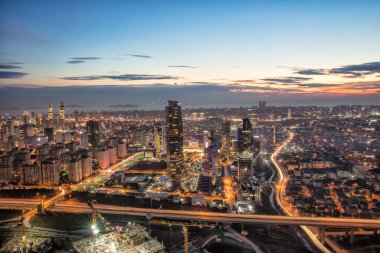Türkiye 'nin yeni finans merkezi İstanbul' un gece manzarası