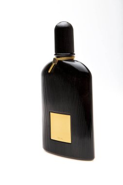 stüdyo fotoğraf lüks parfüm şişesi. Beyaz arka plan üzerinde izole
