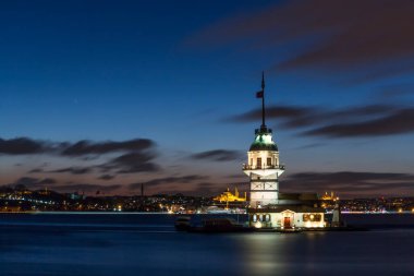 İsveç 'teki Stockholm şehrinin gece manzarası