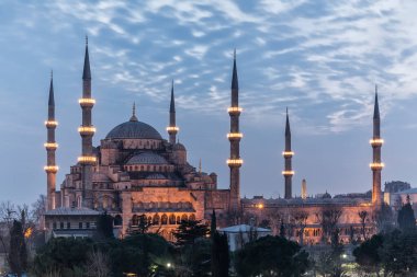 Hagia Sofia, İstanbul, Hindi