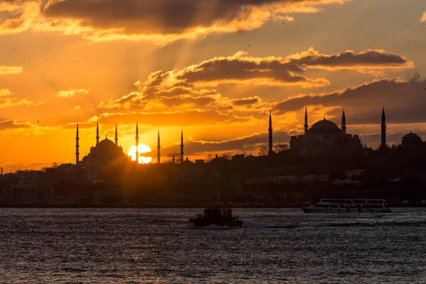 Istanbul Turkey July 2019 View Galata Tower Evening Sun — Photo