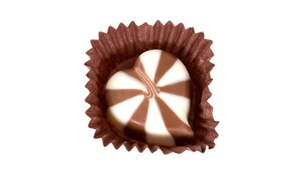 Вид Шоколадной Пралине Форме Сердца Белом Фоне — стоковое фото