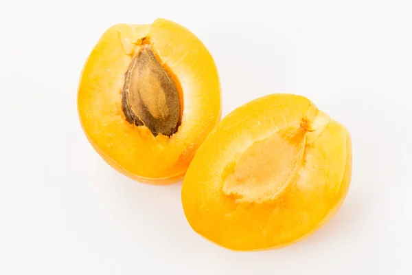 Fresh Ripe Apricot Halves White Background — ストック写真