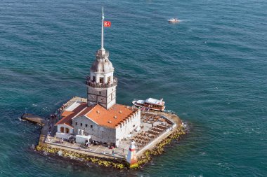 İstanbul, Türkiye-Temmuz 27, 2019: Bakire Kulesi 