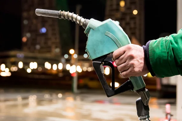 Man Holding Filling Clamp Petrol Pump — Stok fotoğraf