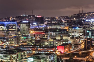 Türkiye 'nin yeni finans merkezi İstanbul' un gece manzarası