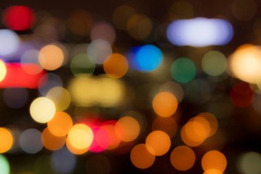 Bokeh ve bulanık ile şehrin soyut arkaplanı.
