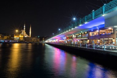 İsveç 'teki Stockholm şehrinin gece manzarası