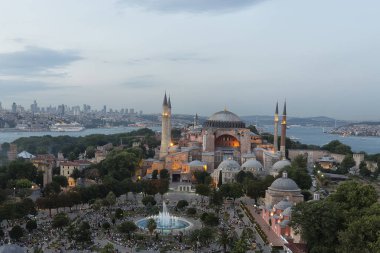 morning view of Fountain on the square near Hagia Sophia Mosque in Istanbul, Turkey. 
