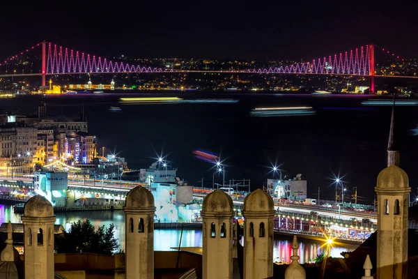 Aydınlatılmış Boğaz Köprüsü Stanbul Türkiye — Stok fotoğraf