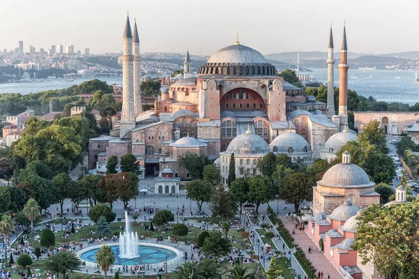 Morning View Fountain Square Hagia Sophia Mosque Istanbul Turkey — 图库照片