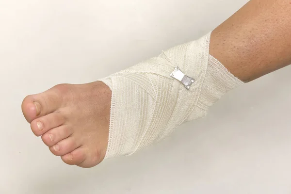 Female Hand Bandage White Background — Stock Photo, Image