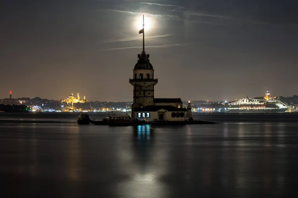 Torre Las Doncellas Estambul Famoso Monumento Turquía Vista Noche — Foto de Stock