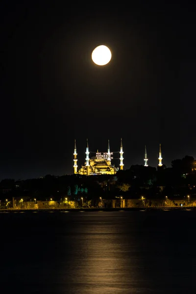 Istanbul Turkey May 2019 Islamic Message Lettering Hanging Mosque — стоковое фото