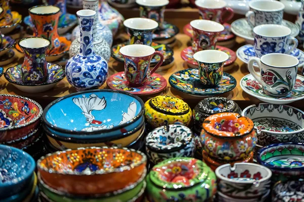 traditional turkish ceramics in the market