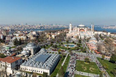 Ayasofya resmi olarak İstanbul, Türkiye 'deki Ayasofya Büyük Camii oldu.. 