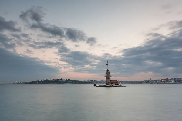 Ilha Maiden Tower Famoso Farol Estreito Bósforo Istambul Turquia Muito — Fotografia de Stock
