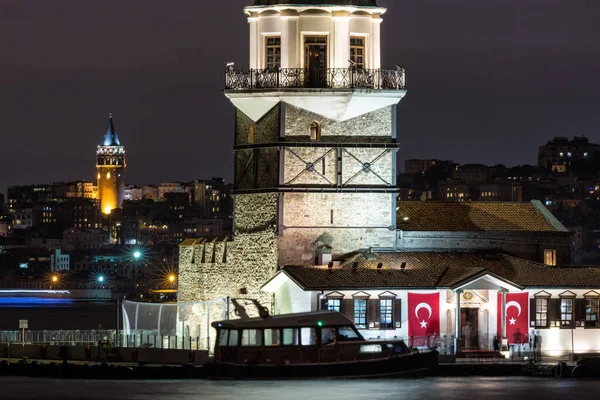 Maiden Tower Kiz Kulesi Sunset Estambul Turquía —  Fotos de Stock