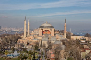 Ayasofya resmi olarak İstanbul, Türkiye 'deki Ayasofya Büyük Camii oldu..