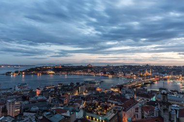 İstanbul 'un günbatımı manzarası, hindi