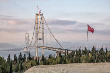 Osmangazi Köprüsü - İzmit Körfezi üzerinde 2620 metre uzunluğunda asma köprü
