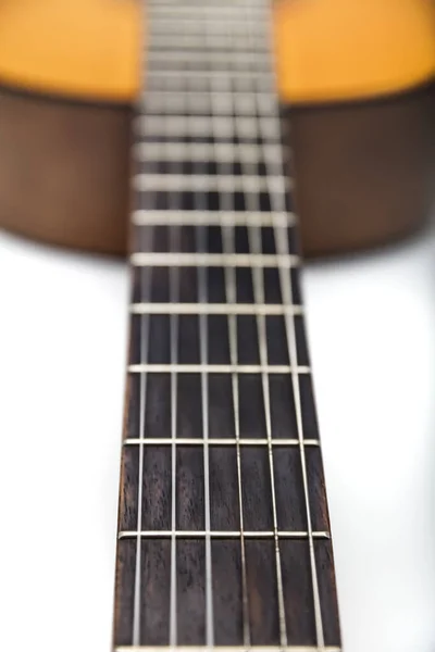 Guitare Acoustique Isolée Sur Fond Blanc — Photo