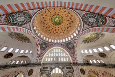 İstanbul, Türkiye 'deki Süleyman Camii' nin içi