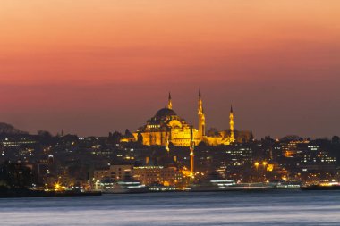 İstanbul 'un günbatımı manzarası, hindi