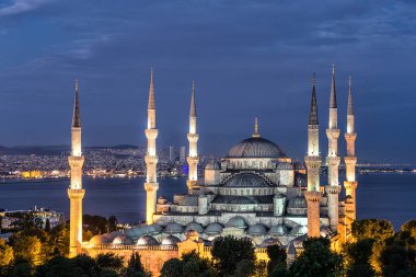 Hagia Sofia, İstanbul, Hindi