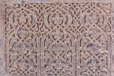 Seljuk Mezarlığı. Ahlat 'ın mezar taşları boyutları ve tasarımlarıyla ünlüdür. Mezarlık Selcuklu döneminden kalma ve Unesco Dünya Mirasları listesine kaydedilmiştir. Ahlat, Bitlis ili, Türkiye.