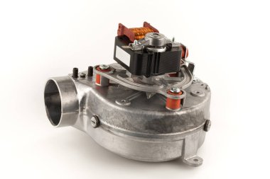 Combi Fan Motor, combi part fan beyaz arka planda izole.