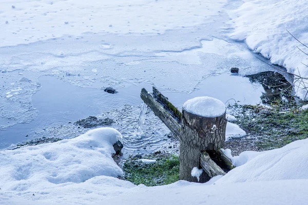 Vue Rapprochée Source Eau Hiver — Photo