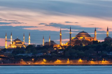 İstanbul, Eylül 2019: Süleyman Camii 'nin camisi, Sultanahmet nehri.
