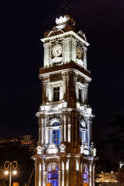 Gecenin kurtarıcısının katedrali.