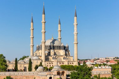 Türkiye 'nin Edirne ilçesindeki Selimiye Camii manzarası. Edirne Osmanlı İmparatorluğu 'nun başkentiydi..