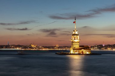 İstanbul, Türkiye 'deki Bakire Kulesi (KIZ KULESI - USKUDAR) 