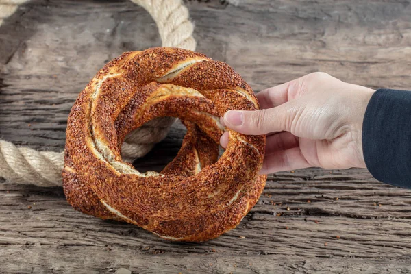 Turkse Simit Houten Achtergrond Voor Het Ontbijt Turkse Bagel Simit — Stockfoto