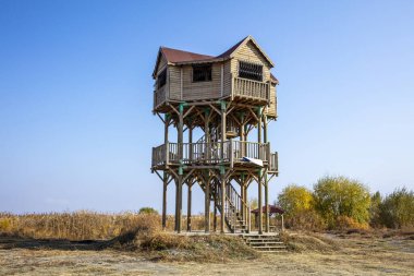 Afyon ilinin Eber Gölü 'ndeki Kuş Gözlem Kulesi (Bird Watching Point).