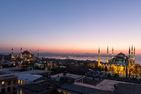 Cityscape Illuminated Hagia Sophia Mosque Blue Mosque — стоковое фото