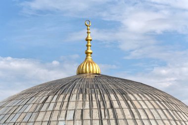 beautiful architectural details in the city 