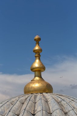 beautiful architectural details in the city 