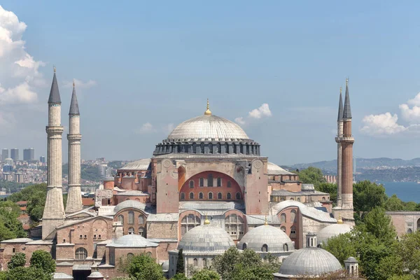 Hagia Sophia Ayasofya Turkish Istanbul Turkey 它是前希腊东正教基督教宗法大教堂 后来是奥斯曼帝国清真寺 现在是博物馆 — 图库照片