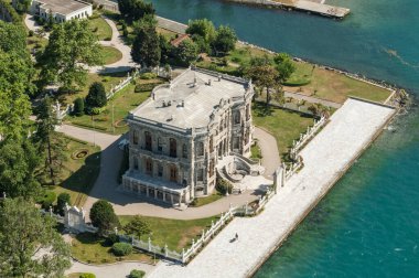 Türkiye 'deki Kucuksu sarayının insansız hava aracı görüntüsü