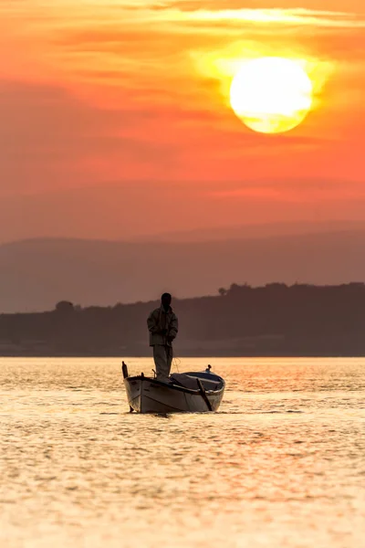 Istanbul Turkey October 2018 Silhouettes Boats Bosphorus Sunset — Stok fotoğraf