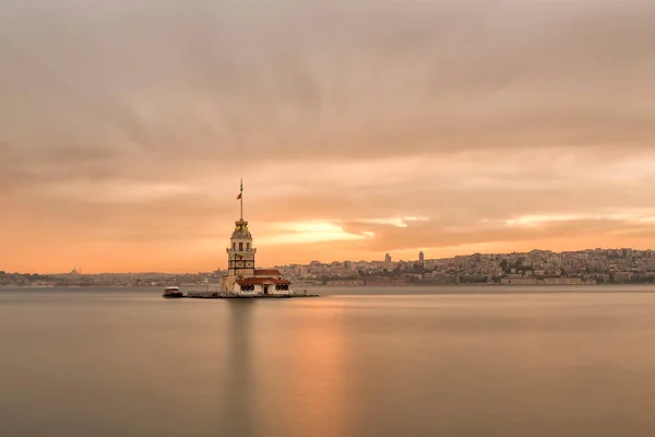 Maiden\'s tower in istanbul beautiful colorful sunset (Turkish:Kiz Kulesi) from Uskudar. Istanbul symbol. Romantic Istanbul Sunset Landscape. Istanbul Bosphorus and Maiden\'s Tower amazing view, Turkey